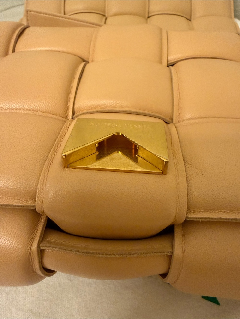Bottega Woven Cassette Leather Shoulder/Clutch Bag in Beige/Light Tan - Picture 3 of 7